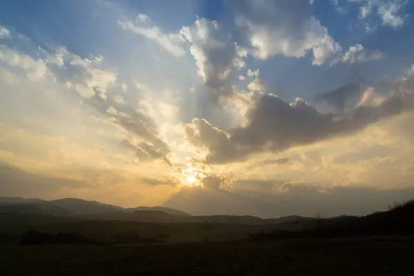 Tramonto Alba Con Nuvole Colorate Slovacchia — Foto Stock