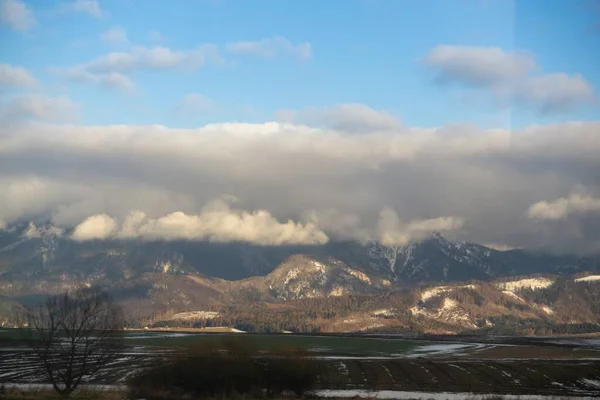 Východ Nebo Západ Slunce Nad Krajinou Slovensku — Stock fotografie