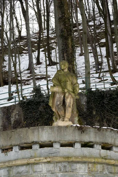 นเก าในสวนฤด หนาว — ภาพถ่ายสต็อก