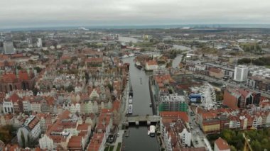 Gdansk, eski kasabanın yakınında. İHA atışı.