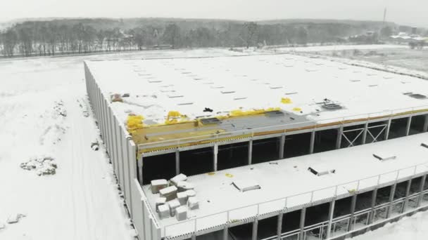 Construção de centro de logística no inverno — Vídeo de Stock