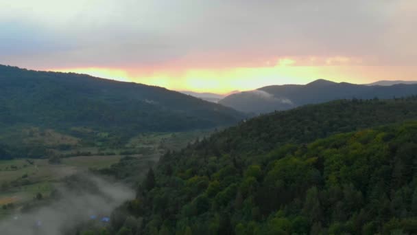 Reise-Natur-Drohne in der schönen Ukraine abgeschossen — Stockvideo