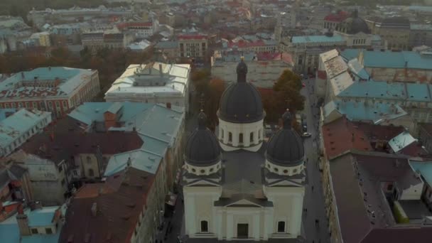 Прогулянки натуральним дроном у прекрасній Україні — стокове відео