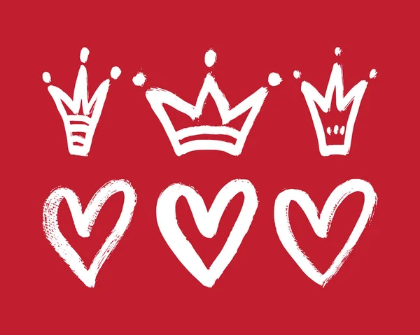Набір сердець і корон — стоковий вектор