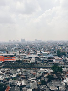 Şehrin sanayi manzarası 