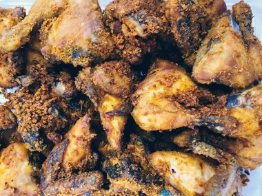 Taze balık ızgarada.