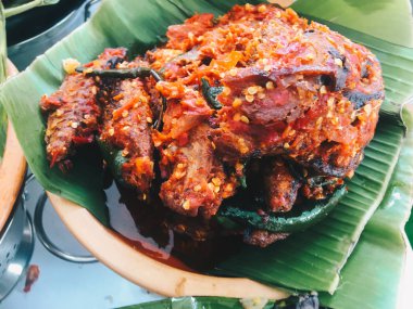 Kızarmış et ve sebze Tayland mutfağı.