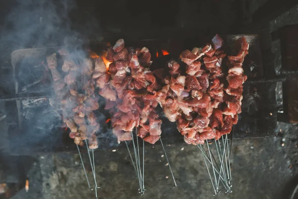 Smoked Barbecue Meat Skewers Grilling Brazier — 스톡 사진