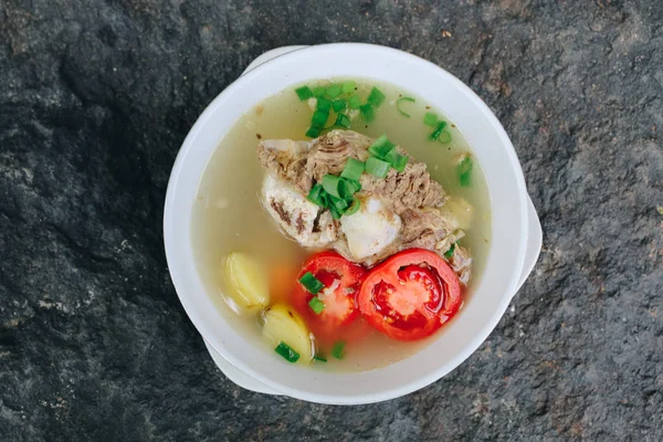 Sebzeli ve etli lezzetli çorba.