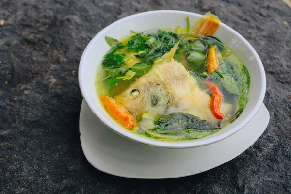 Zdrowa Pyszna Zupa Rybami Warzywami — Zdjęcie stockowe