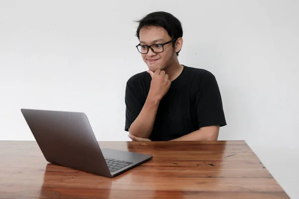 Young Surprised Asian Man Working Studio — Stockfoto