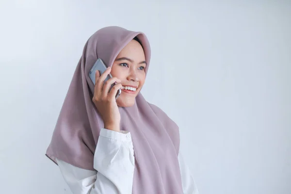 Happy Asian Woman Talking Mobile Phone — Stok Foto