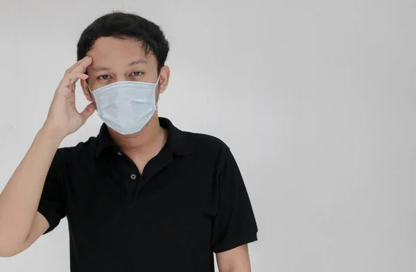 Lidande Ung Asiatisk Man Mask — Stockfoto