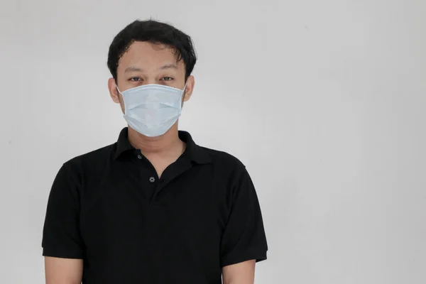 Lidande Ung Asiatisk Man Mask — Stockfoto