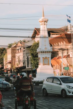 Günbatımı geçmişine sahip Tugu Jogja, ya da Tugu Pal olarak bilinen Yogyakarta 'nın Iconic Landmark' ı - Yogyakarta, Endonezya - 25 Şubat 2020