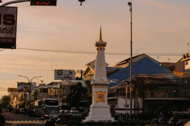 Günbatımı geçmişine sahip Tugu Jogja, ya da Tugu Pal olarak bilinen Yogyakarta 'nın Iconic Landmark' ı - Yogyakarta, Endonezya - 25 Şubat 2020