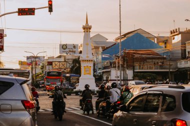 Günbatımı geçmişine sahip Tugu Jogja, ya da Tugu Pal olarak bilinen Yogyakarta 'nın Iconic Landmark' ı - Yogyakarta, Endonezya - 25 Şubat 2020