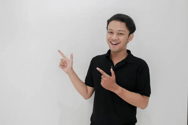 Jonge Aziatische Man Zwart Shirt — Stockfoto
