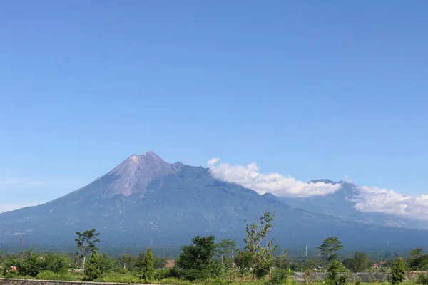 Landschaft Mit Vulkan Den Bergen — Stockfoto