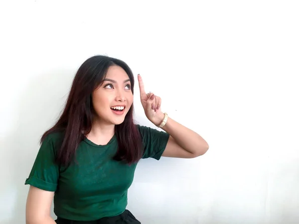 Sorrindo Menina Asiática Greent Shirt — Fotografia de Stock
