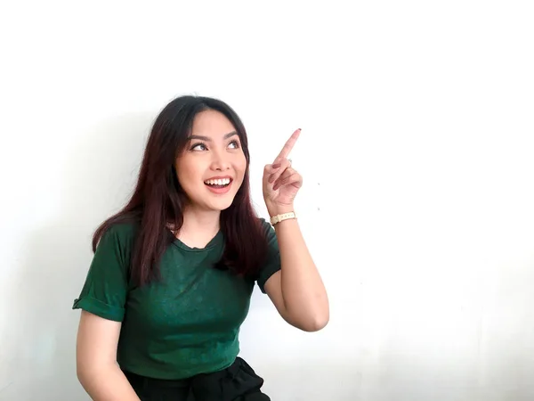 Sorrindo Menina Asiática Greent Shirt — Fotografia de Stock