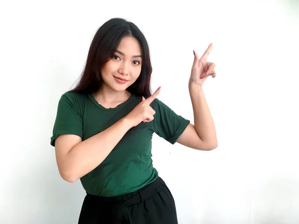 Sorrindo Menina Asiática Greent Shirt — Fotografia de Stock