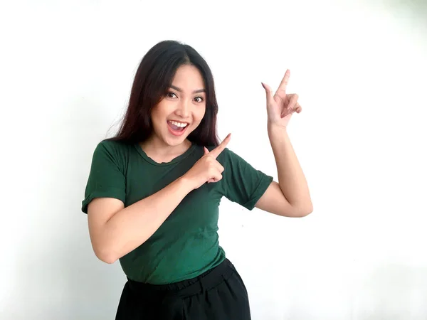 Lächelnde Asiatische Mädchen Grünen Shirt — Stockfoto