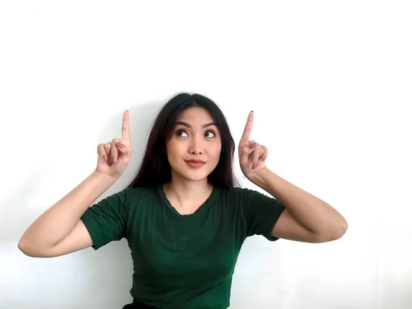 Asyalı Kız Yeşil Tişörtlü Üstte — Stok fotoğraf