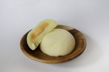 Bakpia Kukus Pastası ya da peynirli buğulanmış Bakpia Pastası. Yogyakarta 'dan geleneksel Endonezya-Çin yemekleri.