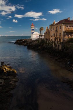 Deniz feneri manzarası 