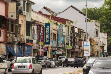 Kuching şehrinin caddesi. Kuching, Sarawak Malezya