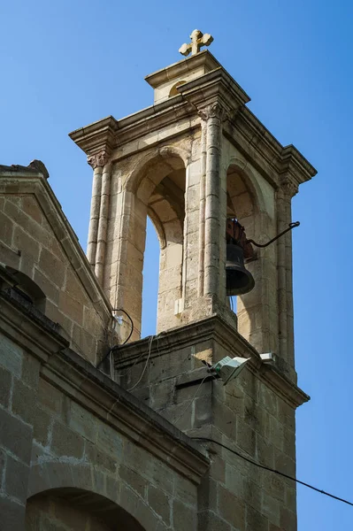 Αρχικά Χωριό Της Δώρας Προέκυψε Στην Επίπεδη Κορυφή Του Βουνού — Φωτογραφία Αρχείου