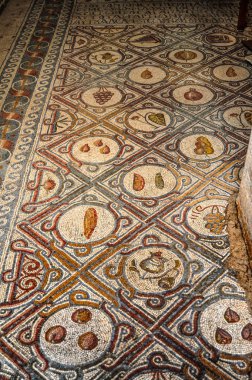 The Mount of Olives is a sacred place for Christians and Jews. It offers a panorama of the Old city of Jerusalem, which lies on the other side of the Kedron valley.    