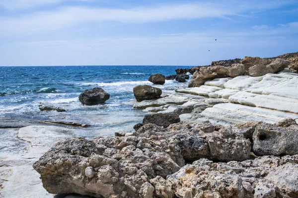 Cabo Drepano Costa Oeste Chipre Fenômeno Natural Incrível Ondas Mar — Fotografia de Stock