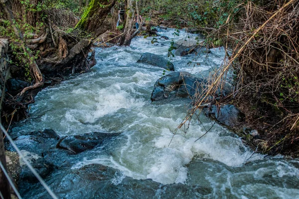 Der Fluss Karkotis Der Durch Das Bergdorf Kakopetria Fließt Trocknet — Stockfoto