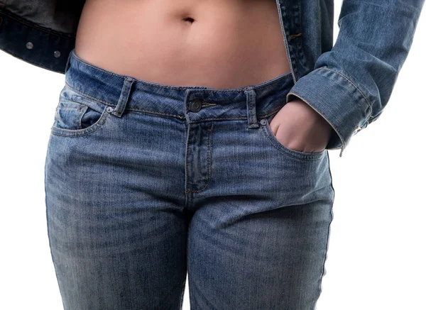 Mano delle donne nella tasca dei jeans — Foto Stock