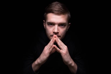 çekici bir adam portresi