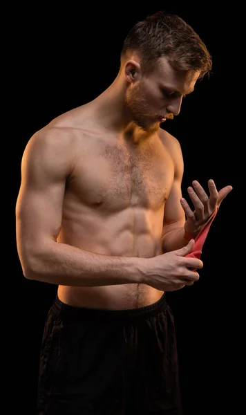 Bandaj boks savaşçı adam — Stok fotoğraf