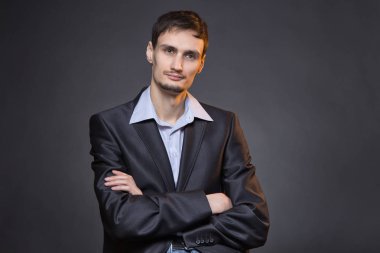 İşadamı ile silah ileriye geçti