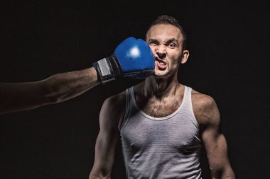 Boks kick karşısında