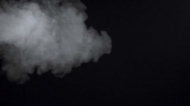 Elektronik sigara bulutlu duman