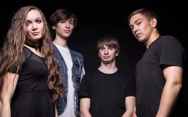Genç rock müzisyenleri fotoğrafı