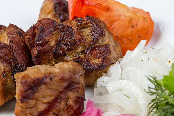 Soğan, sebze ve Domuz Kebap