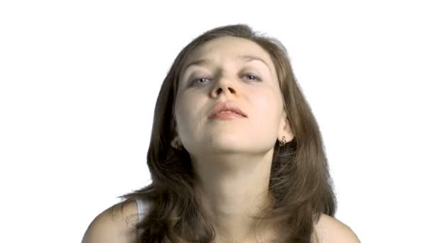 Filmagem de uma jovem mulher sorridente — Vídeo de Stock