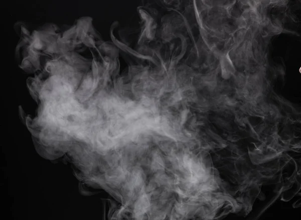 Ізольований дим вейпу — стокове фото