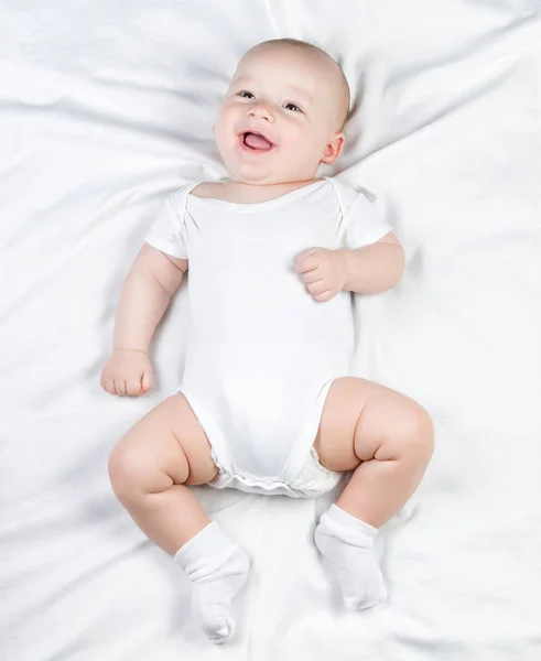 Se smíchem pětiměsíční chlapeček — Stock fotografie
