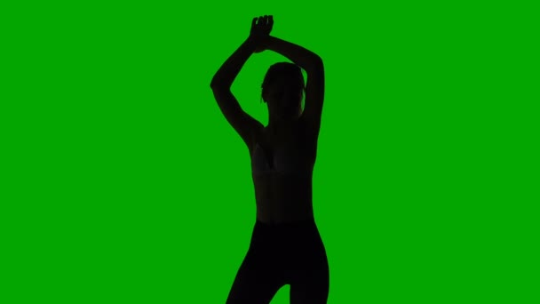 Cinsel genç kadın dans, siluet — Stok video