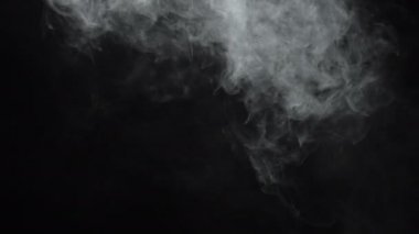 Sigara dumanlı bulut