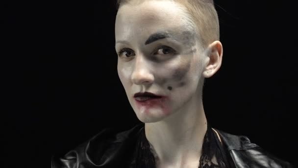 Vrouw met horror make-up — Stockvideo