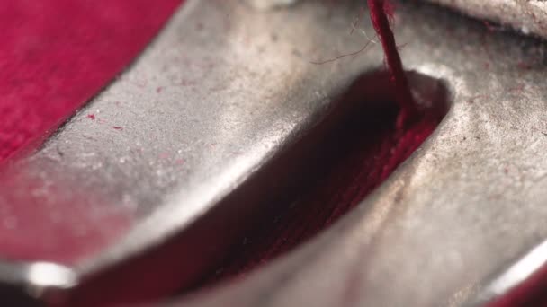 Video de aguja de coser con hilo — Vídeos de Stock